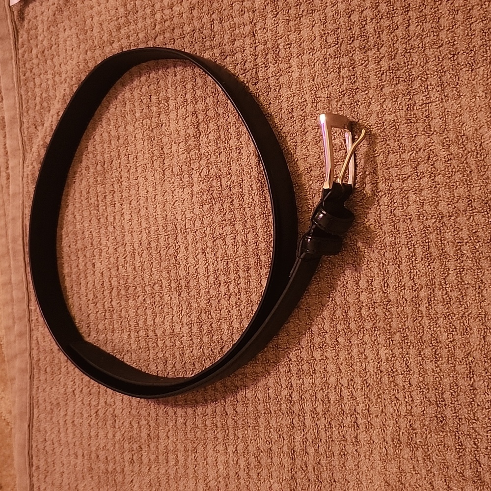 NWOT Mens Black belt